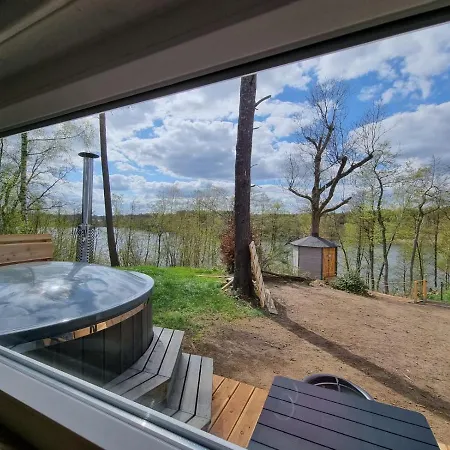 別荘 Nad Jeziorem Z Jacuzzi