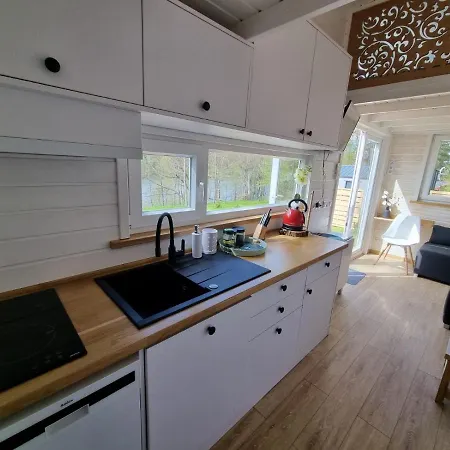 Nad Jeziorem Z Jacuzzi 別荘 *