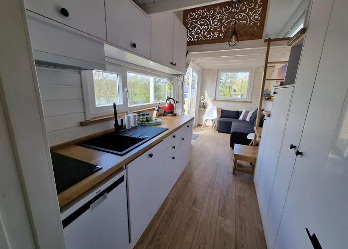 Nad Jeziorem Z Jacuzzi *